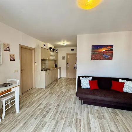 B48 In Tarsis Club Complex Z Widokiem Na Basen Apartamento *