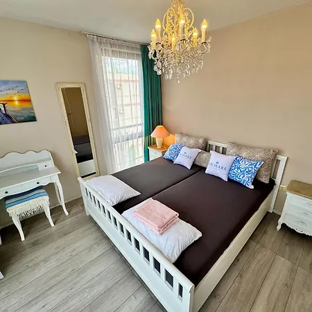 B48 In Tarsis Club Complex *