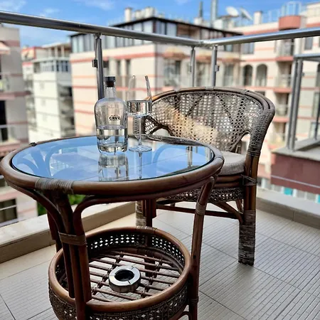 B48 In Tarsis Club Complex Apartmán *