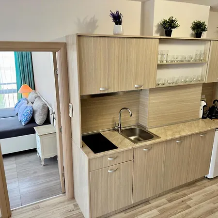 B48 In Tarsis Club Complex Z Widokiem Na Basen Apartament