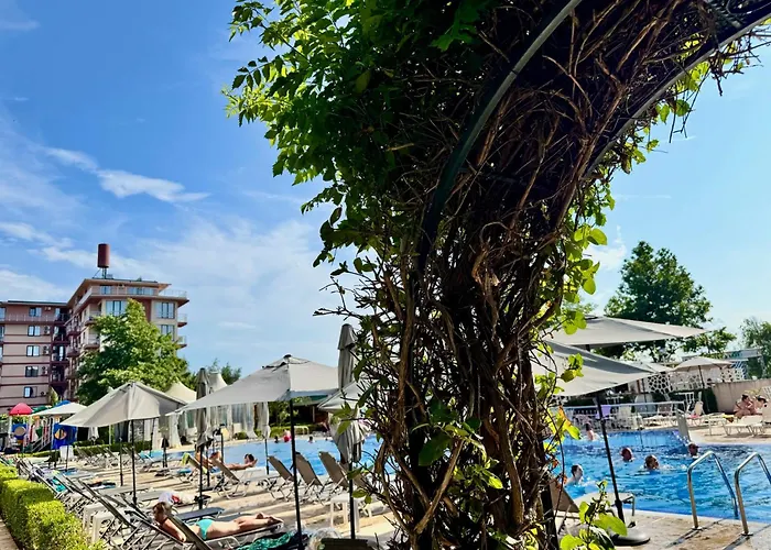 B48 In Tarsis Club Complex Lejlighed *