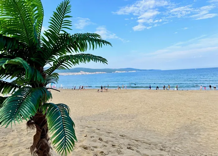 B48 In Tarsis Club Complex アパート