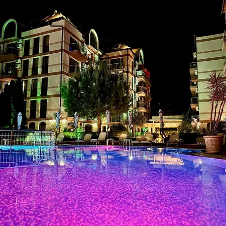 B48 In Tarsis Club Complex Z Widokiem Na Basen